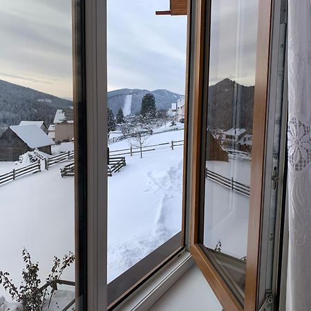 Guest House Velet Bukovel Exterior foto